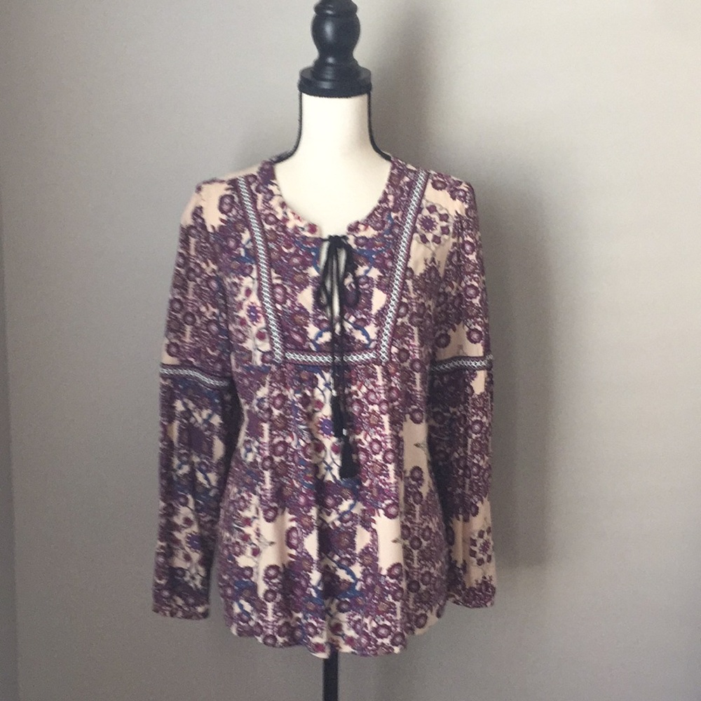 Daniel Rainn Long Sleeve Split Neck Blouse